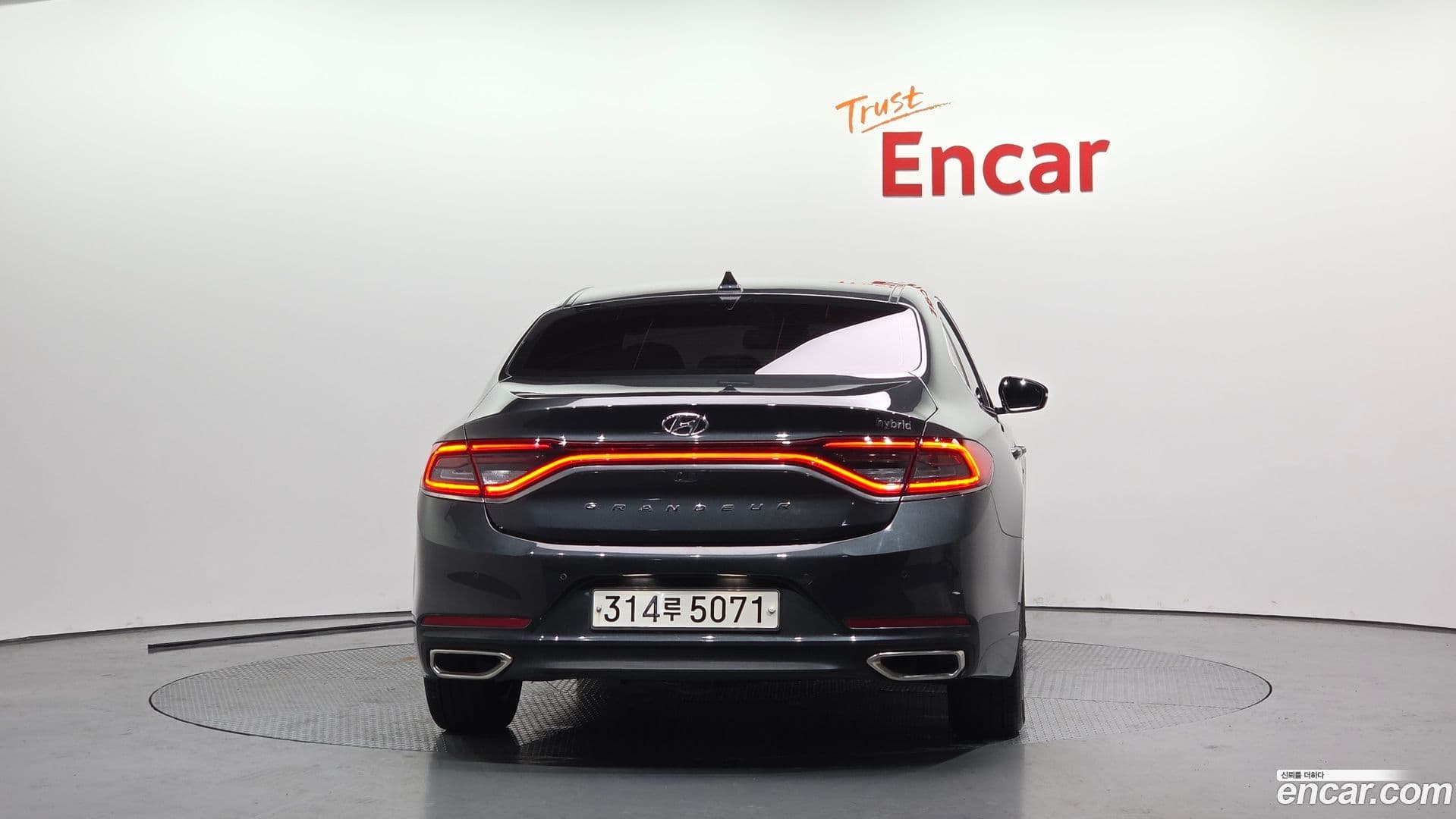 Main__Slider__Photo:Grandeur Hyundai 2019.8-3