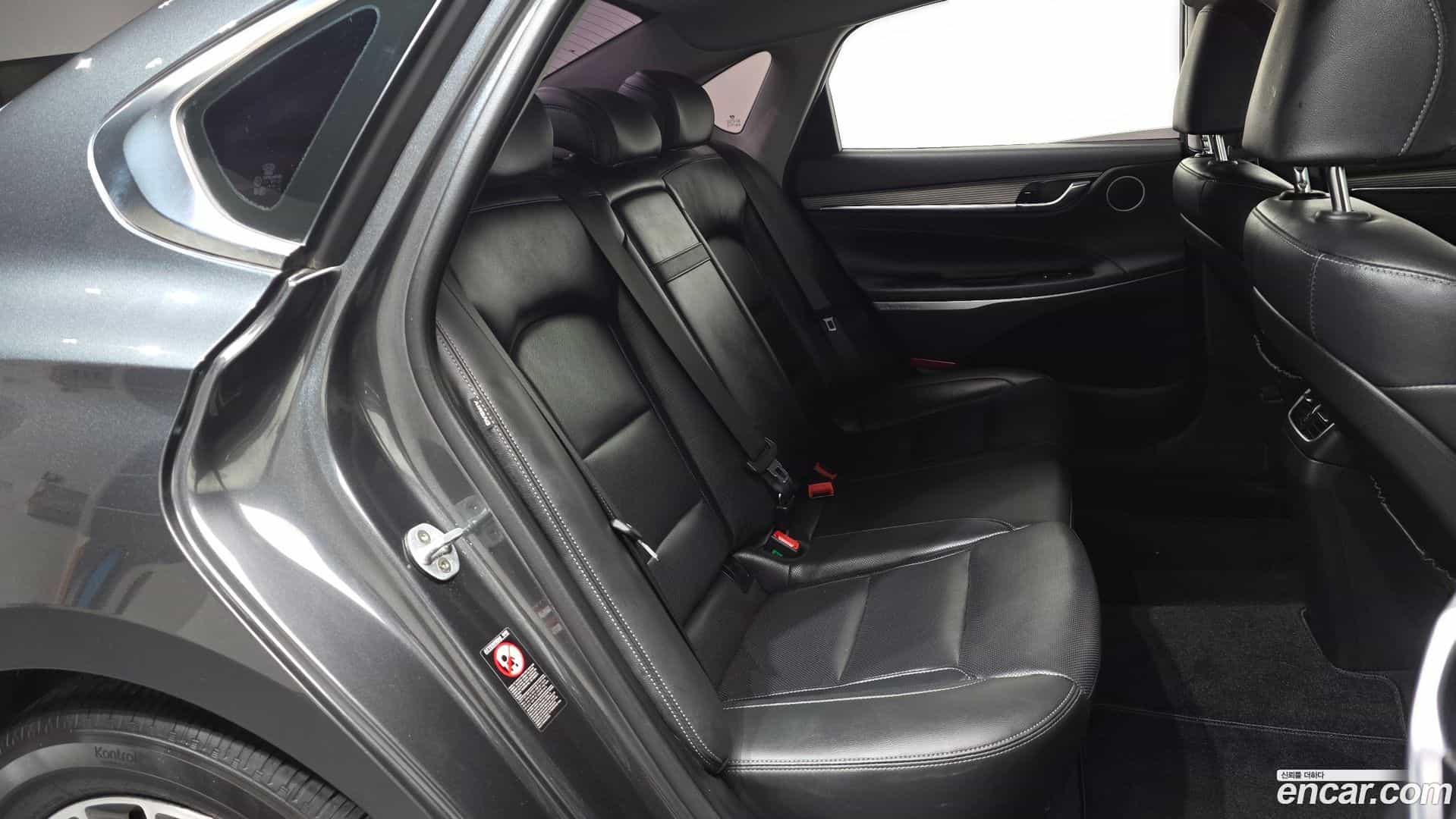 Grandeur Hyundai 2019.8-OPTION-015