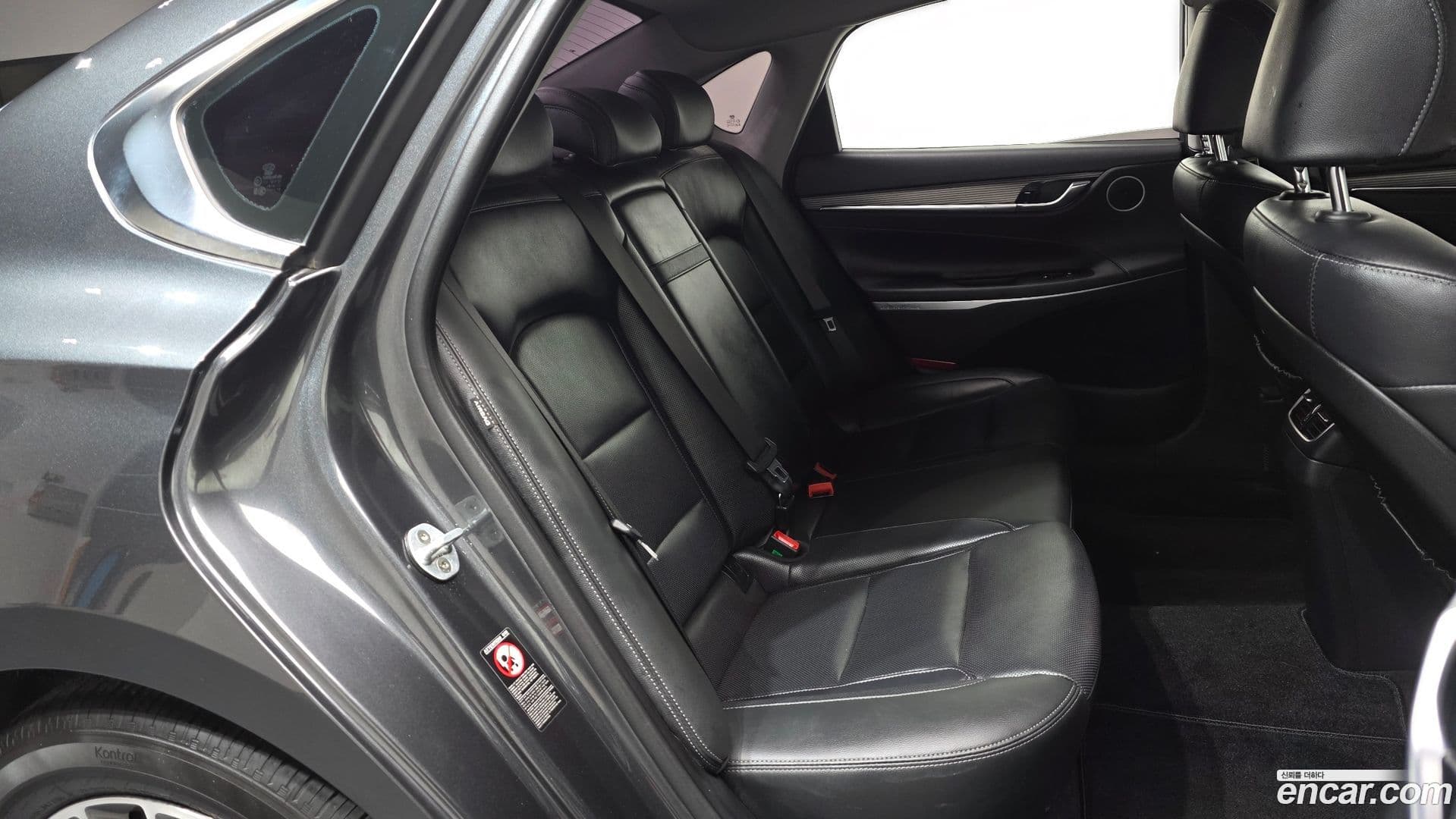 Main__Slider__Photo:Grandeur Hyundai 2019.8-10