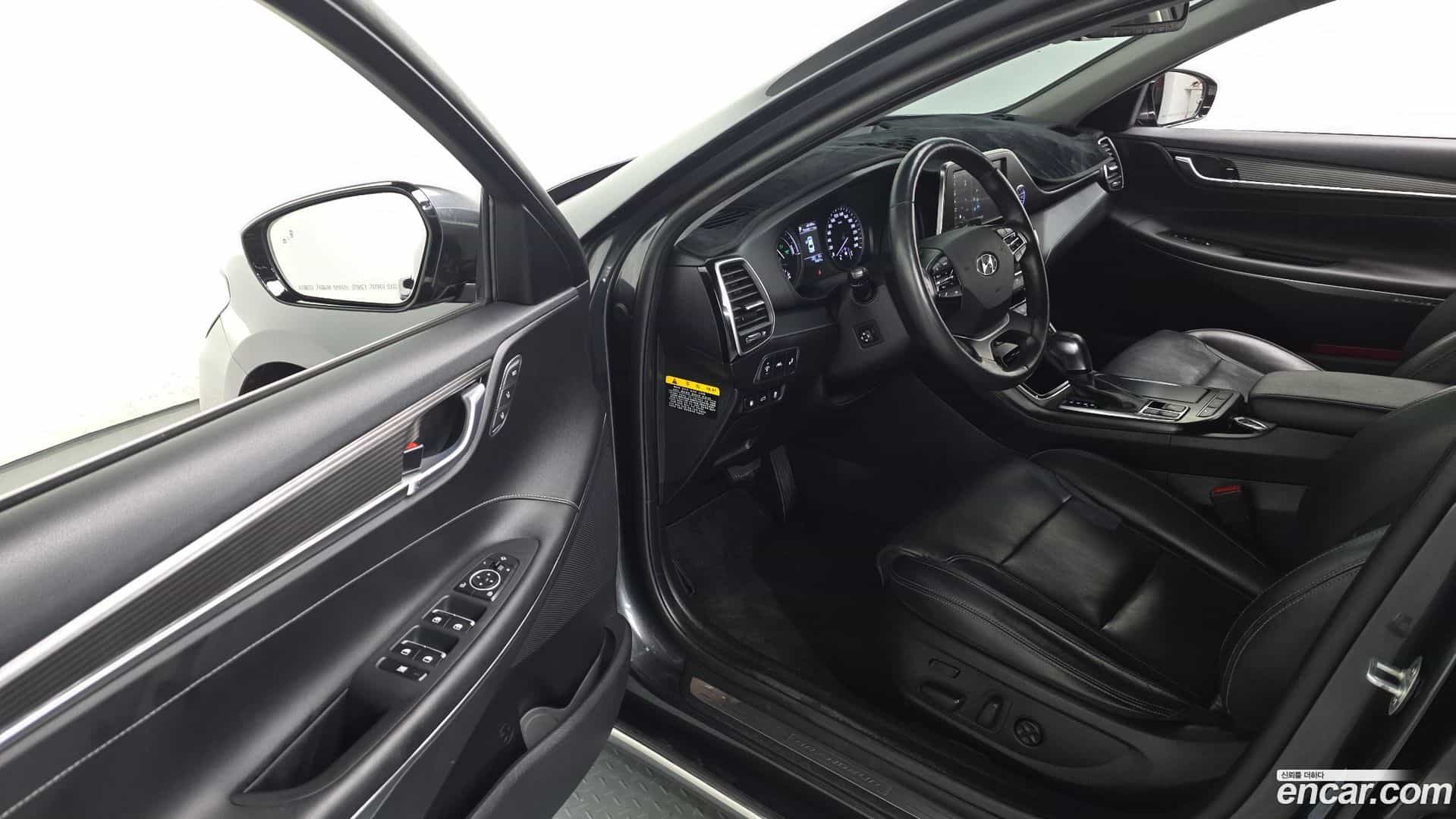 Grandeur Hyundai 2019.8-OPTION-016