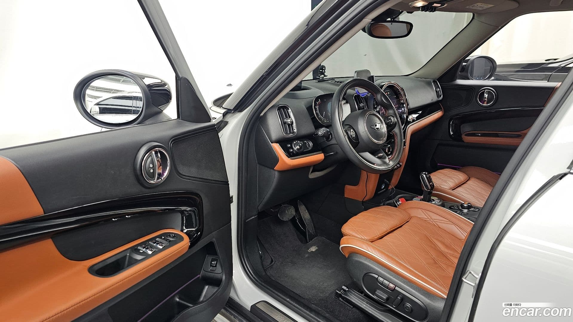 Main__Slider__Photo:Countryman Mini 2020.11-9