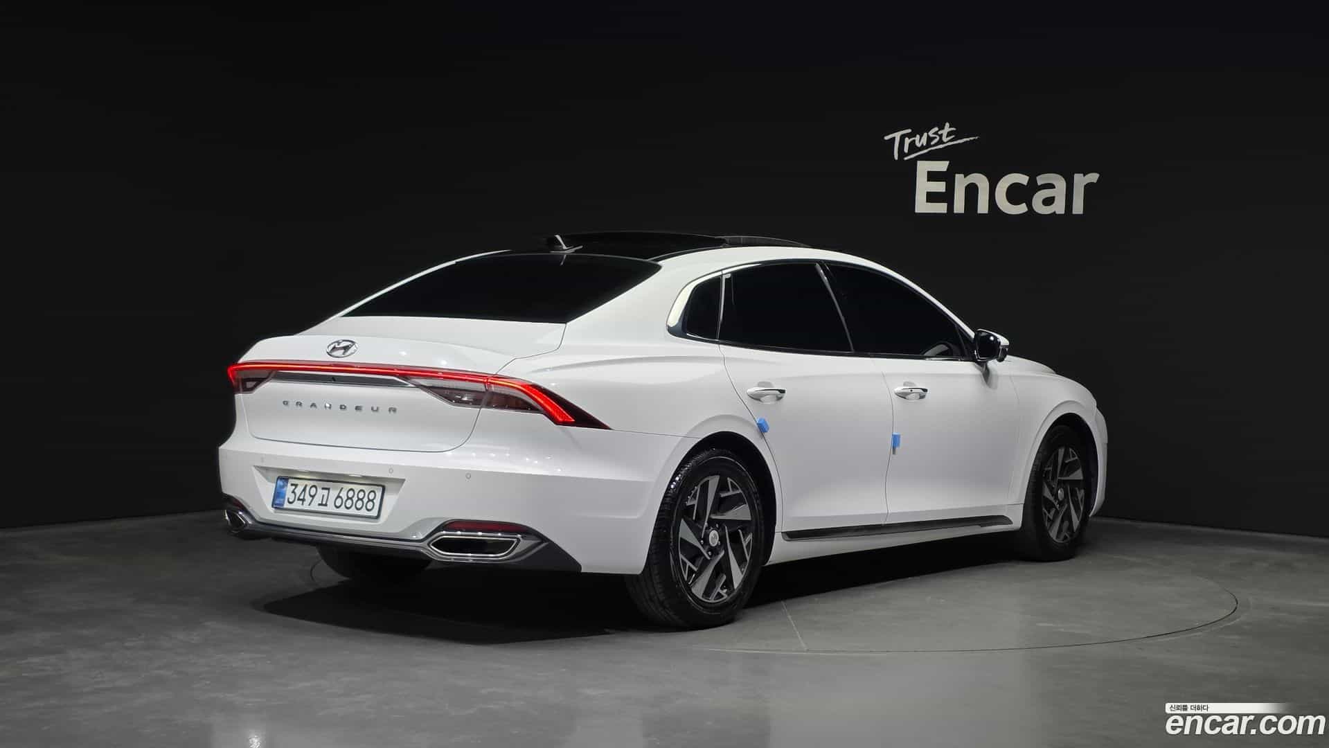 Grandeur Hyundai 2022.5-OUTER-002