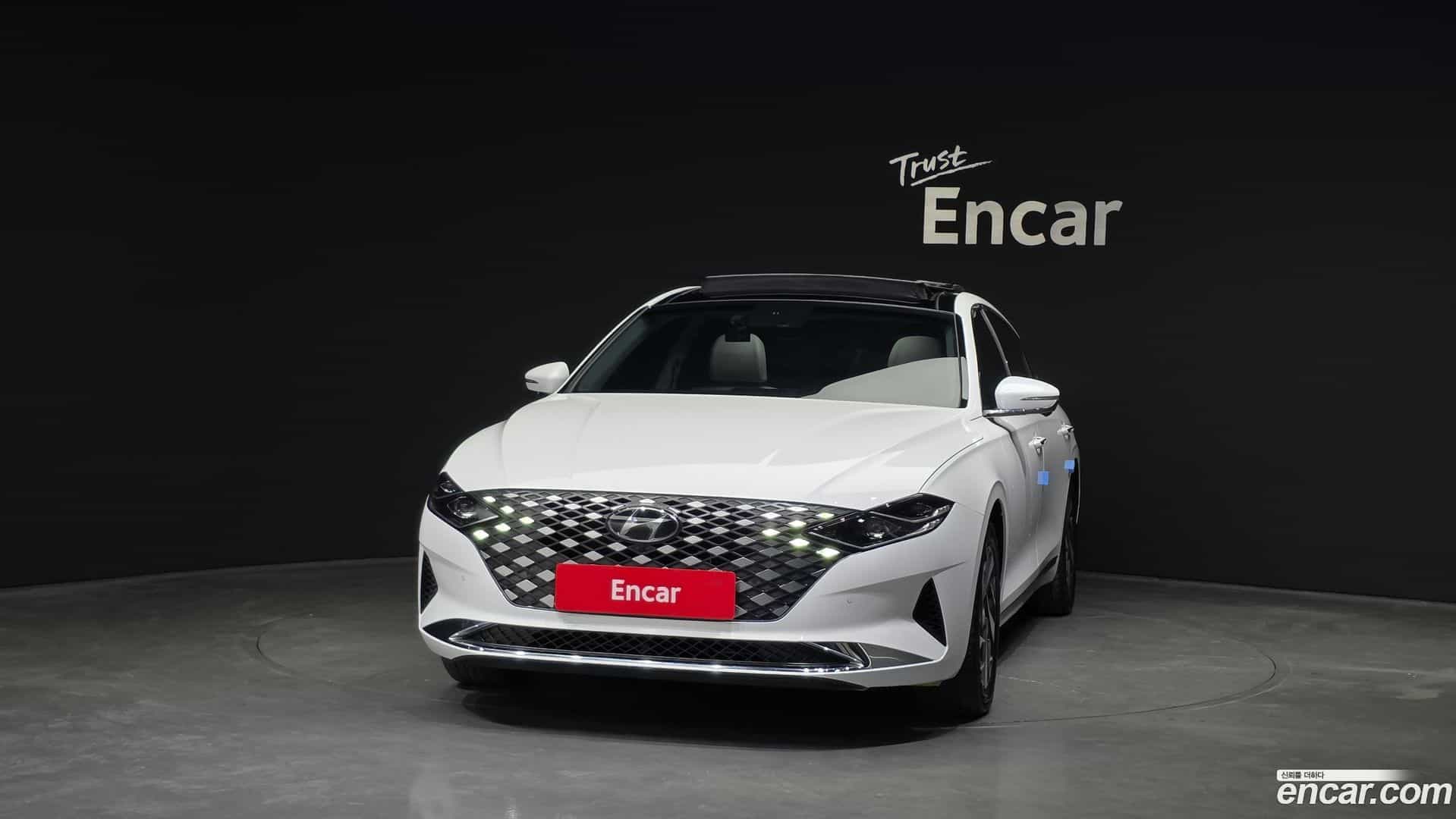 Grandeur Hyundai 2022.5-OUTER-003