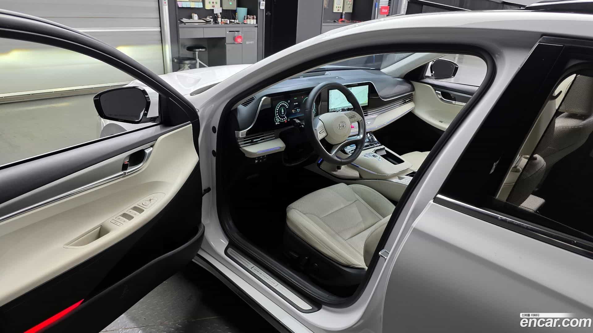 Grandeur Hyundai 2022.5-INNER-010