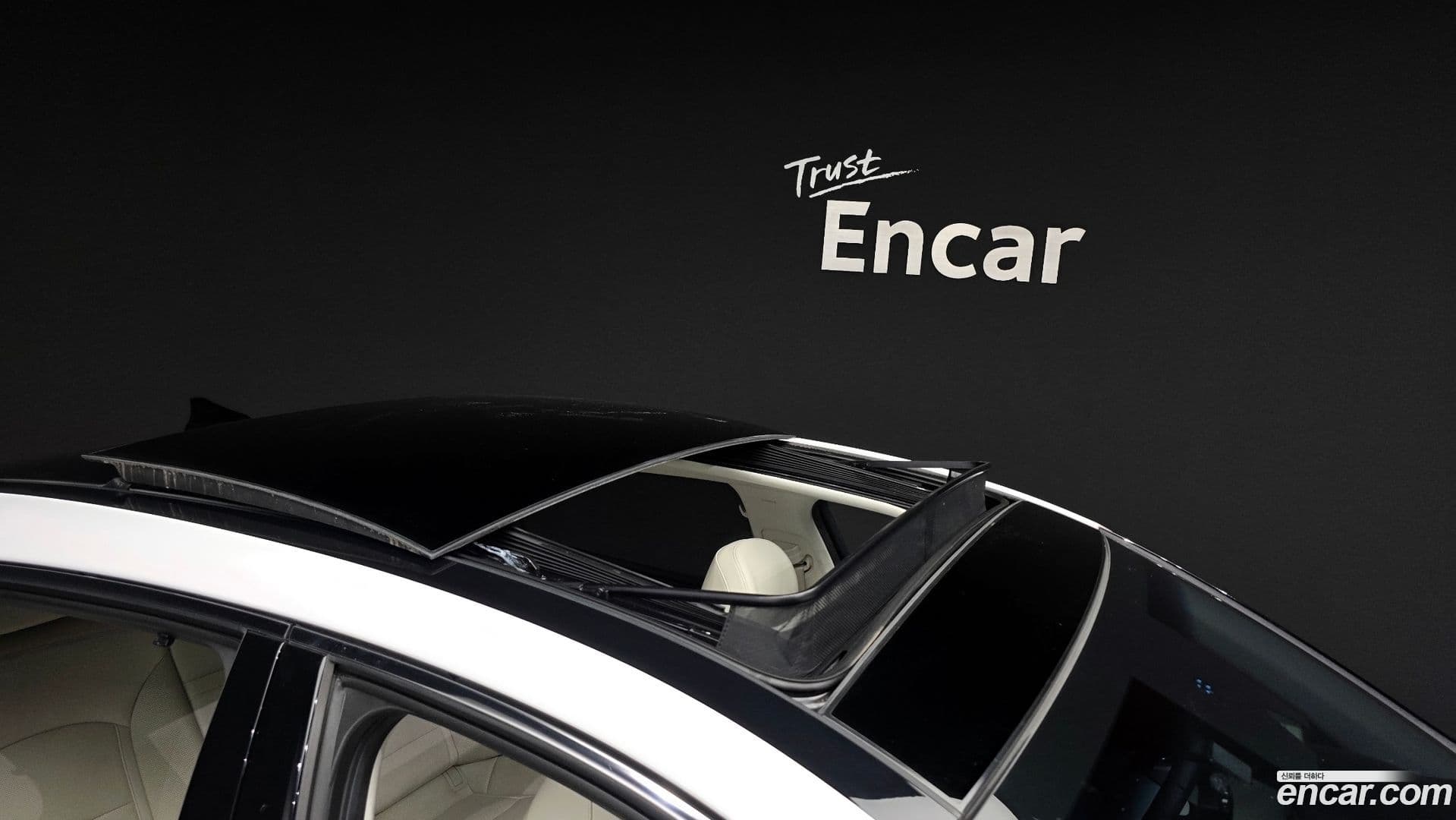 Main__Slider__Photo:Grandeur Hyundai 2022.5-18