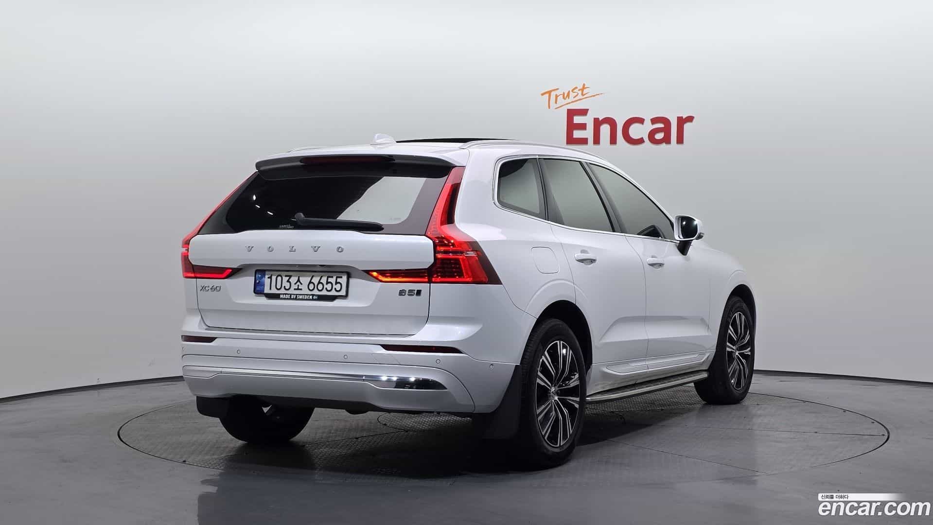 XC60 Volvo 2022.4-OUTER-002