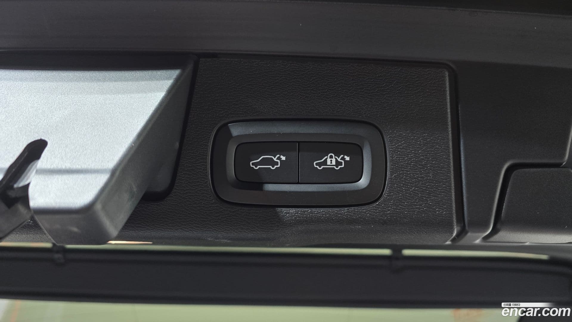 Main__Slider__Photo:XC60 Volvo 2022.4-19