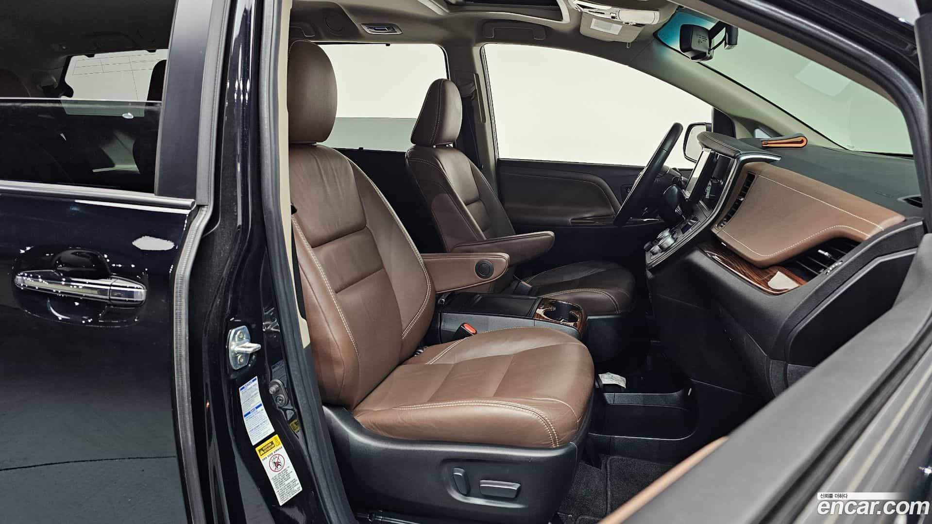 Sienna Toyota 2017.8-INNER-010