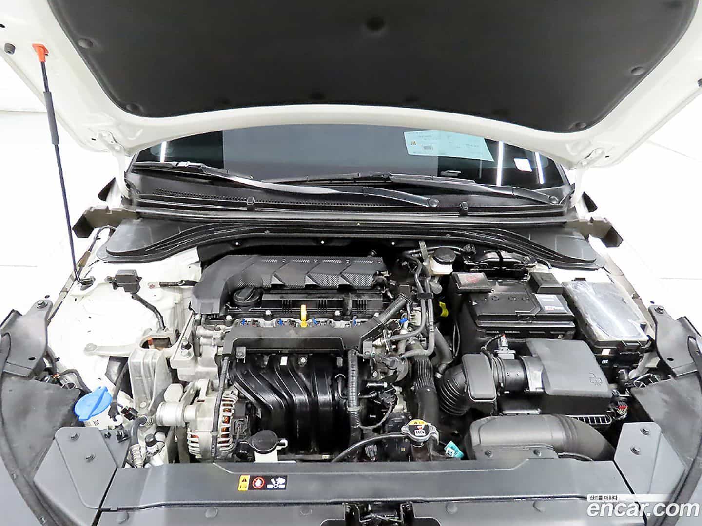 AVANTE Hyundai 2019.9-INNER-006