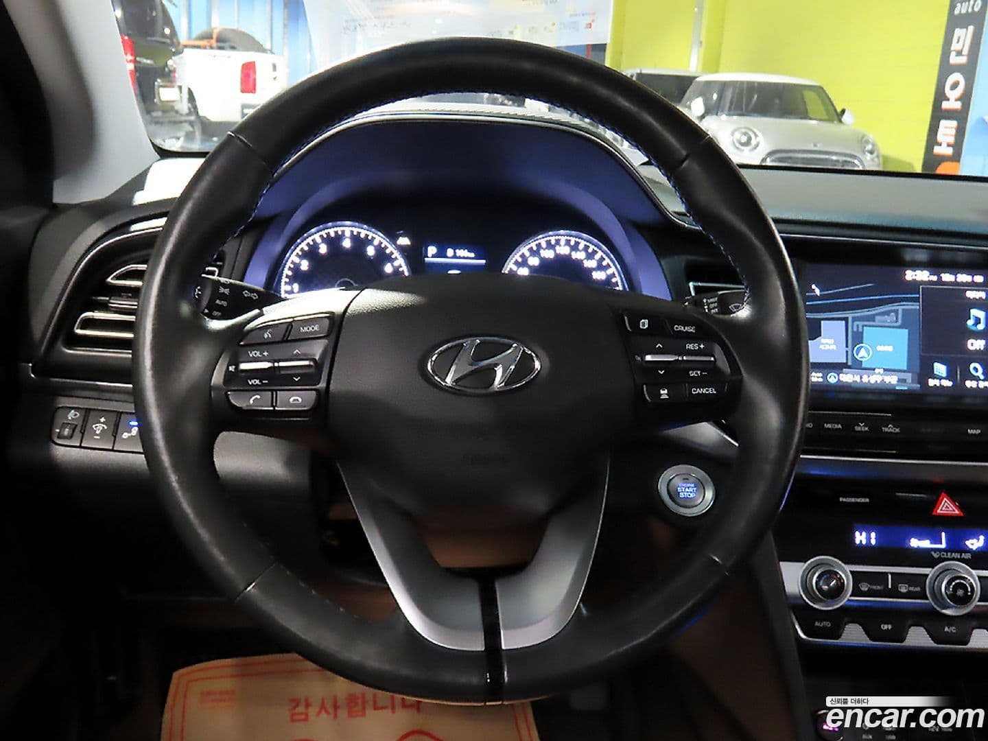 Main__Slider__Photo:AVANTE Hyundai 2019.9-12