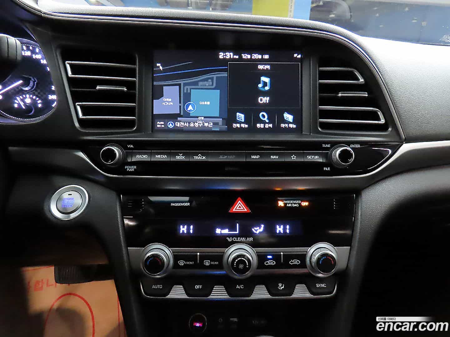 AVANTE Hyundai 2019.9-OPTION-019