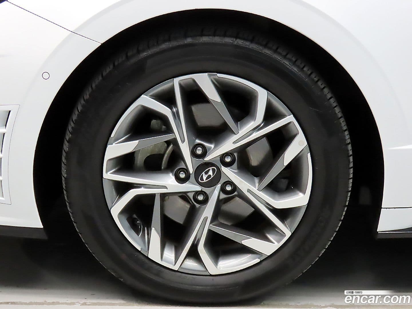 Main__Slider__Photo:Sonata Hyundai 2022.0-4