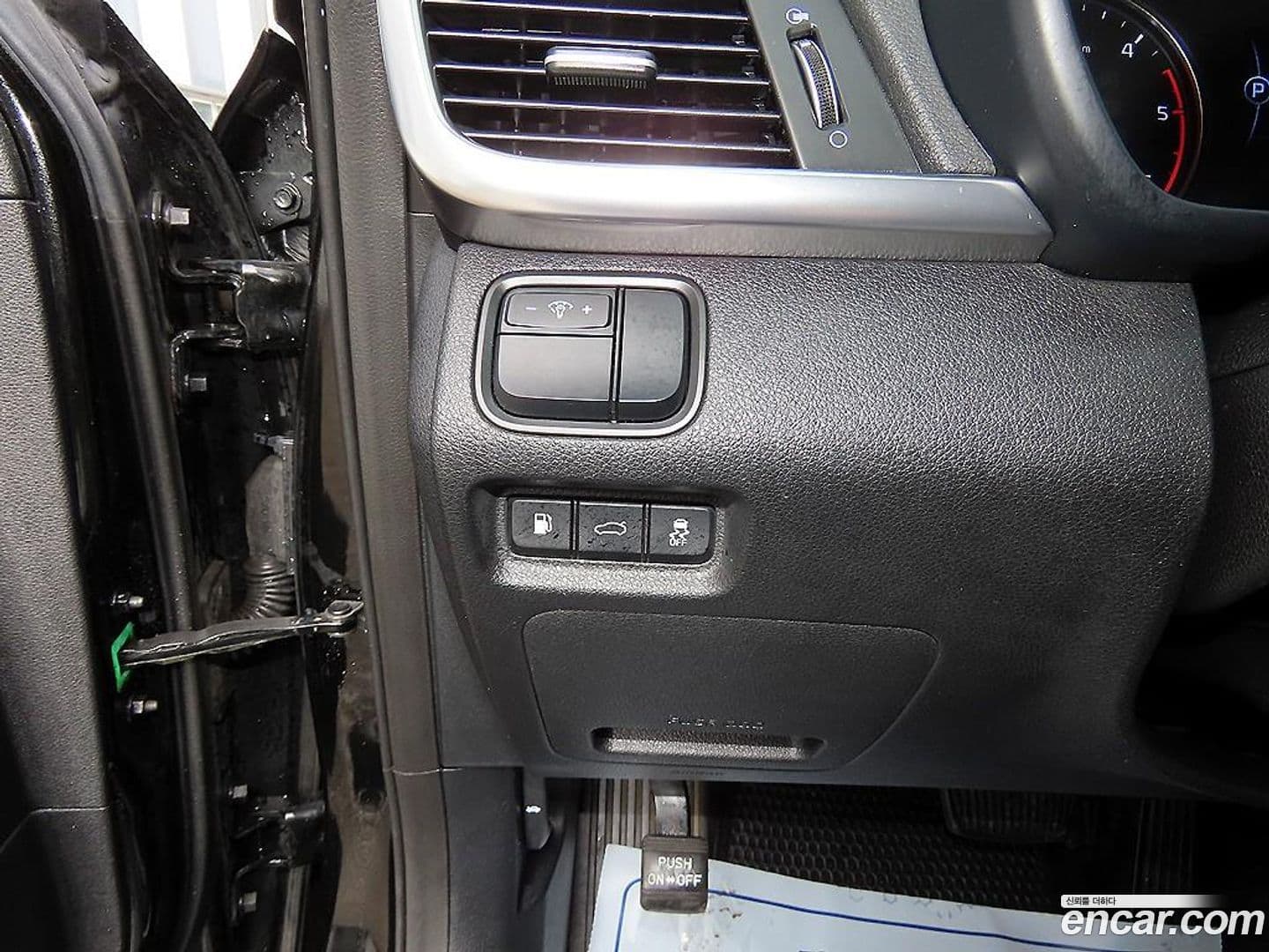 Main__Slider__Photo:K5 Kia 2015.10-11