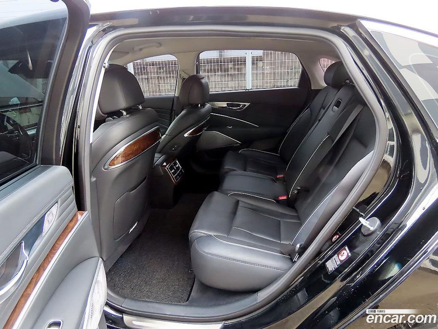 Main__Slider__Photo:K9 Kia 2019.3-6