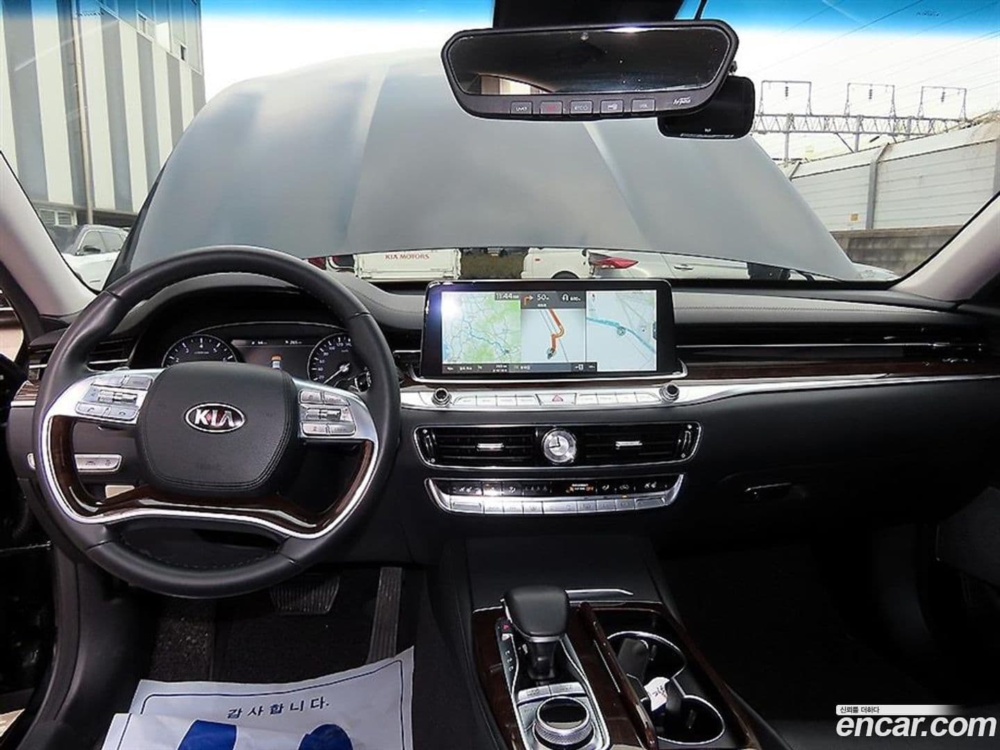 Main__Slider__Photo:K9 Kia 2019.3-7