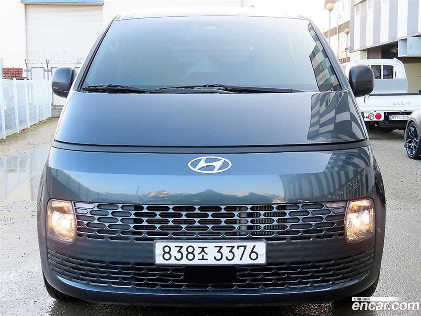 Staria Hyundai 2022.2-OUTER-002