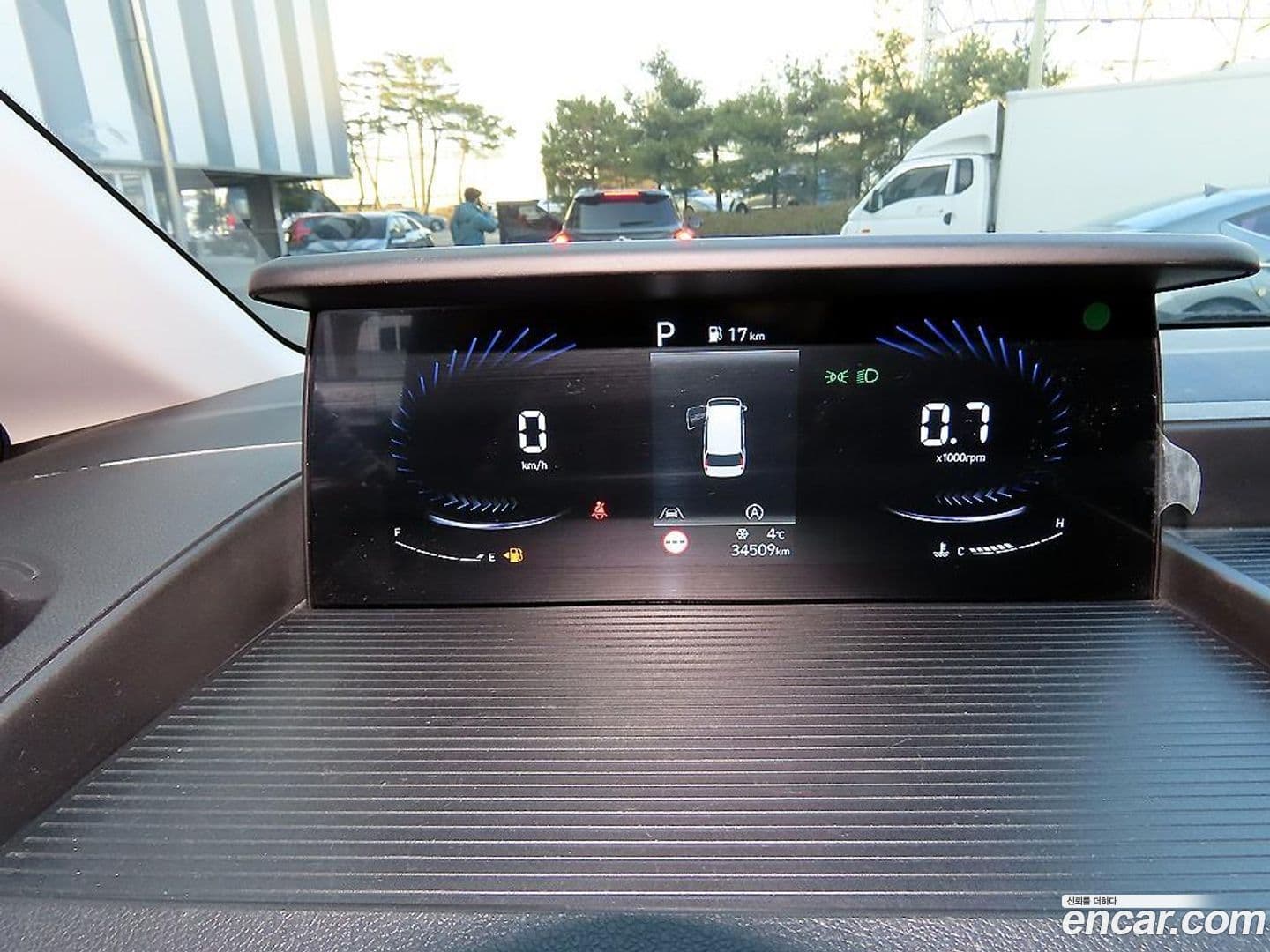 Main__Slider__Photo:Staria Hyundai 2022.2-9