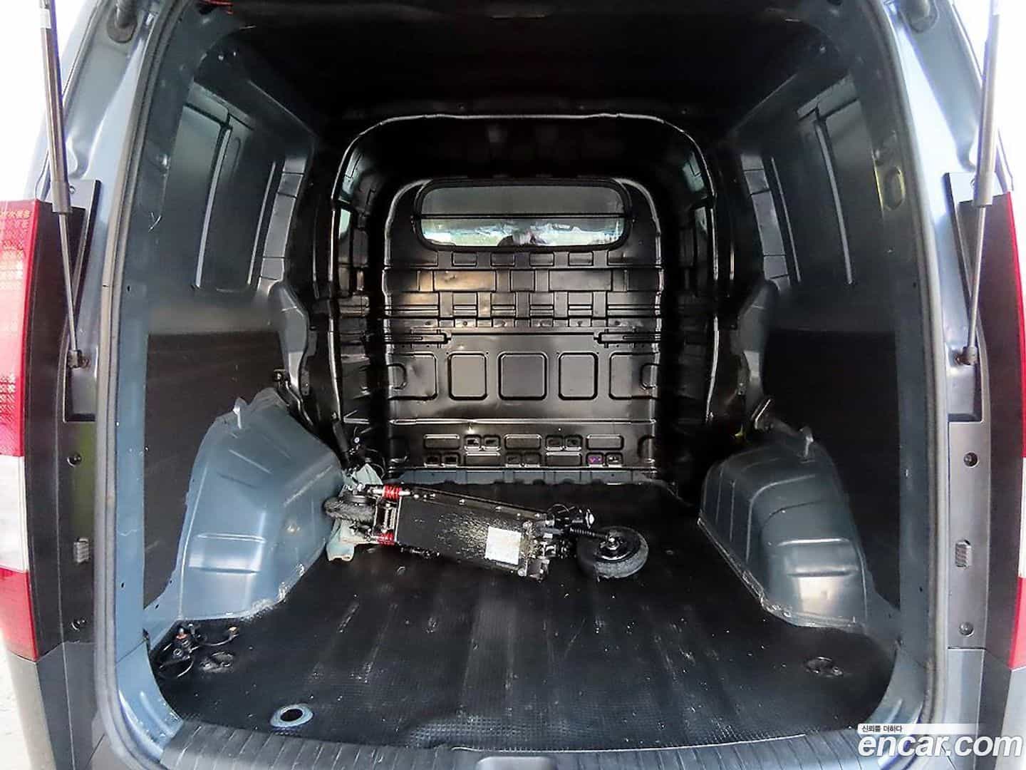 Staria Hyundai 2022.2-OPTION-022