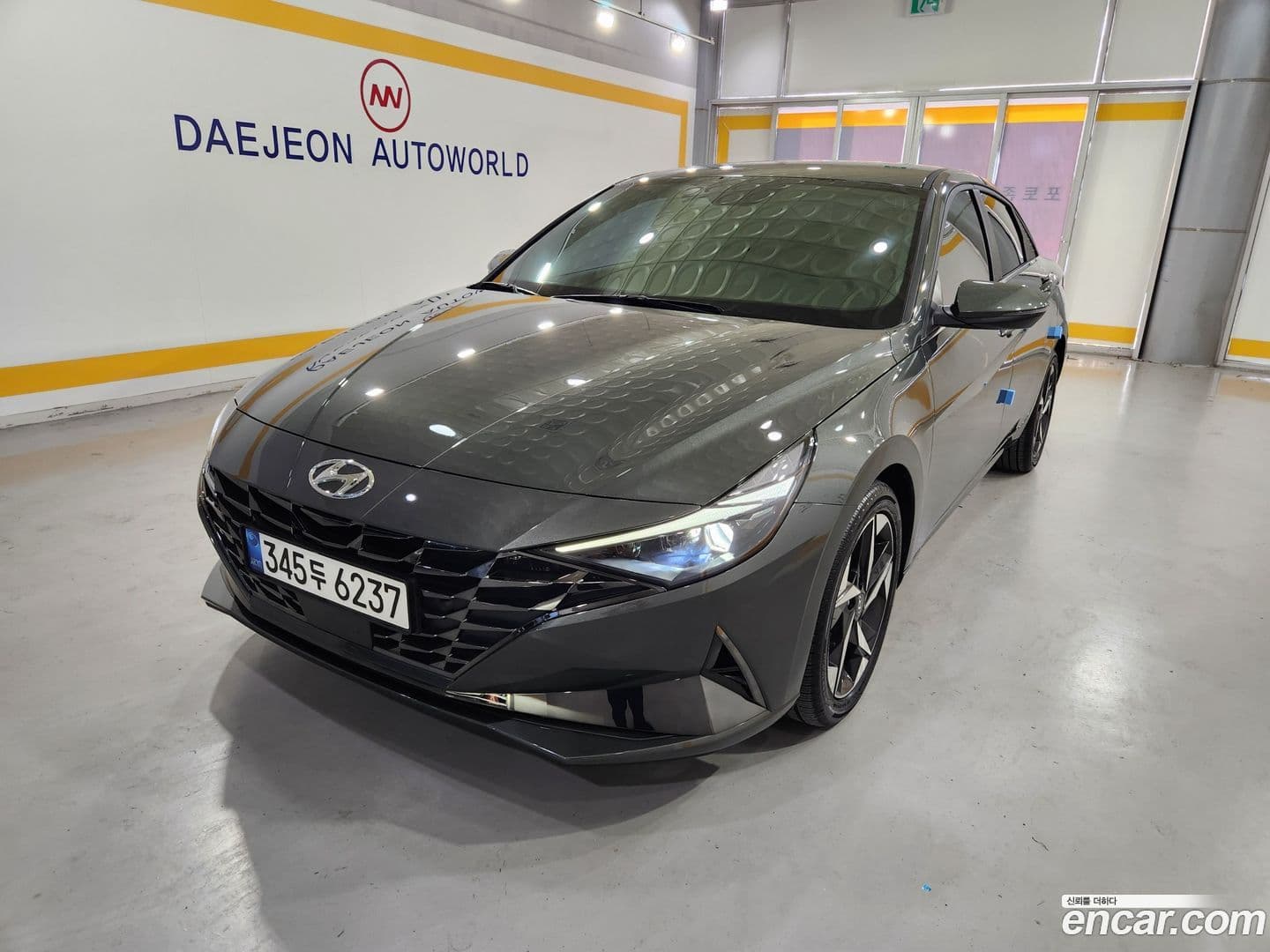 Main__Slider__Photo:AVANTE Hyundai 2020.6-0