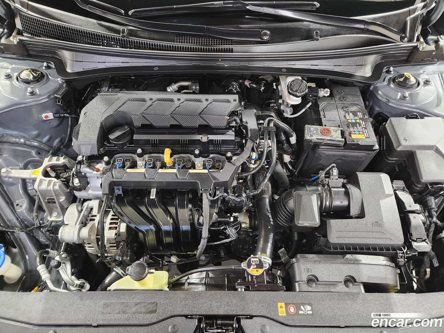 AVANTE Hyundai 2020.6-INNER-006