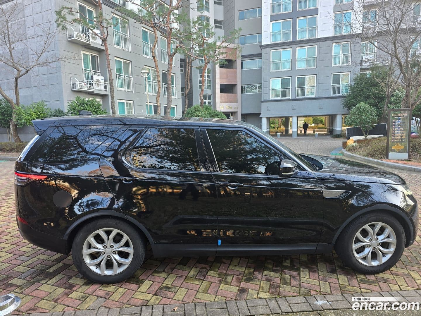 Main__Slider__Photo:Discovery Land Rover 2018.11-3