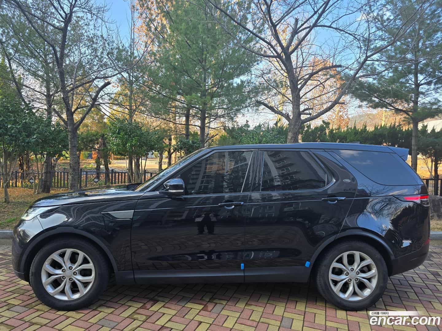 Discovery Land Rover 2018.11-OUTER-005