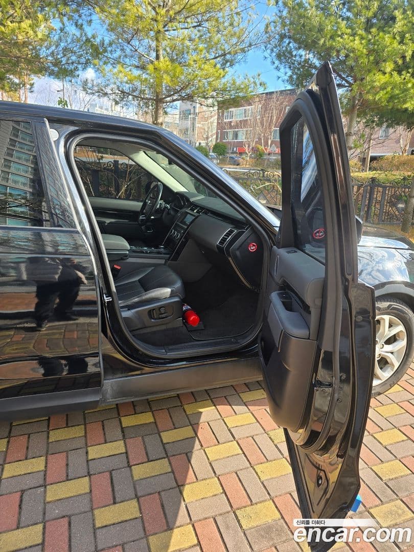 Main__Slider__Photo:Discovery Land Rover 2018.11-6