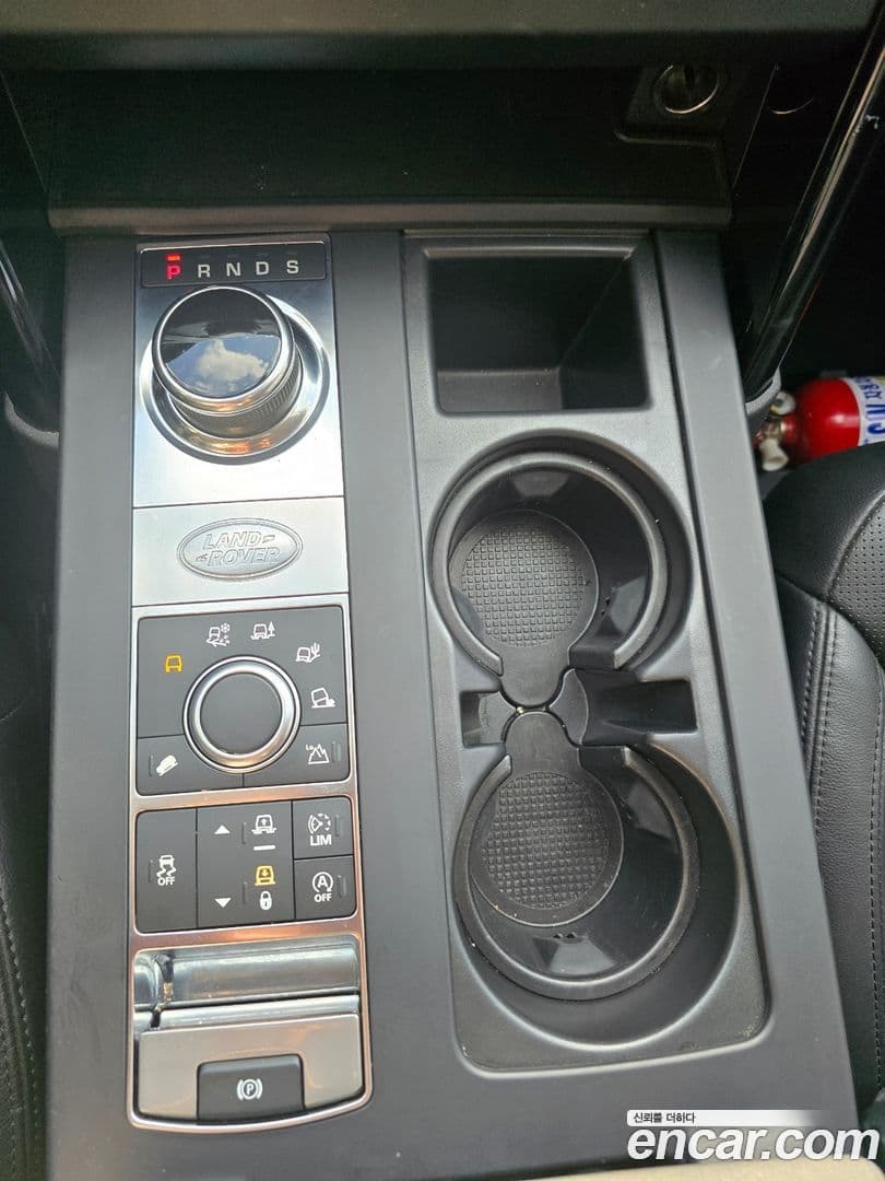 Main__Slider__Photo:Discovery Land Rover 2018.11-14