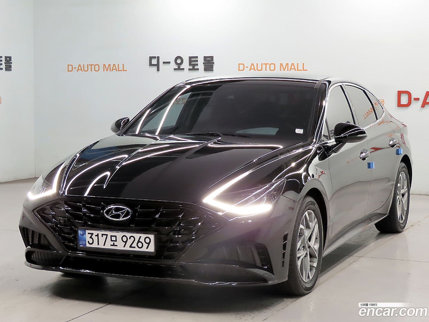 Main__Slider__Photo:Sonata Hyundai 2022.4-0
