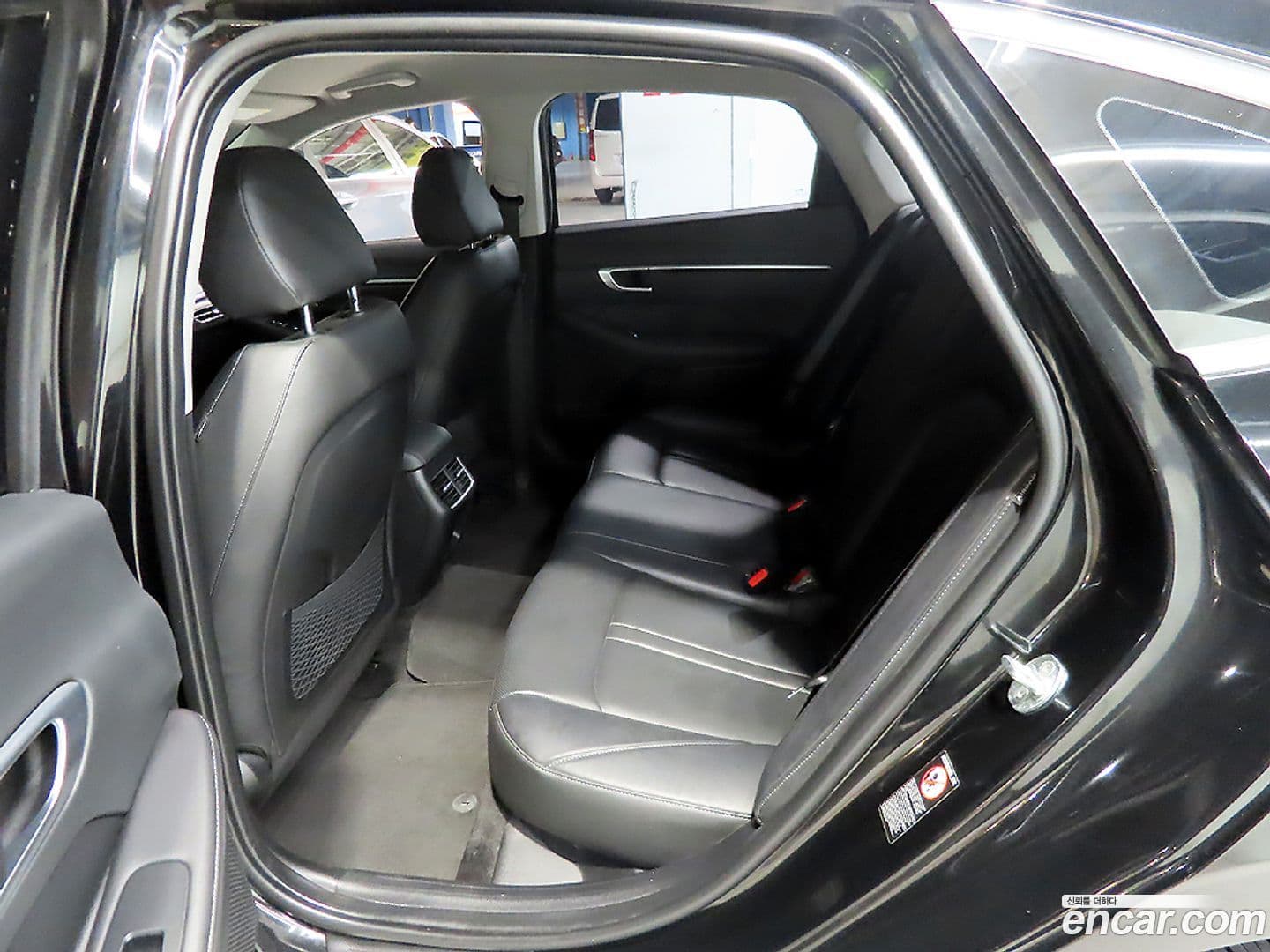 Main__Slider__Photo:Sonata Hyundai 2022.4-10