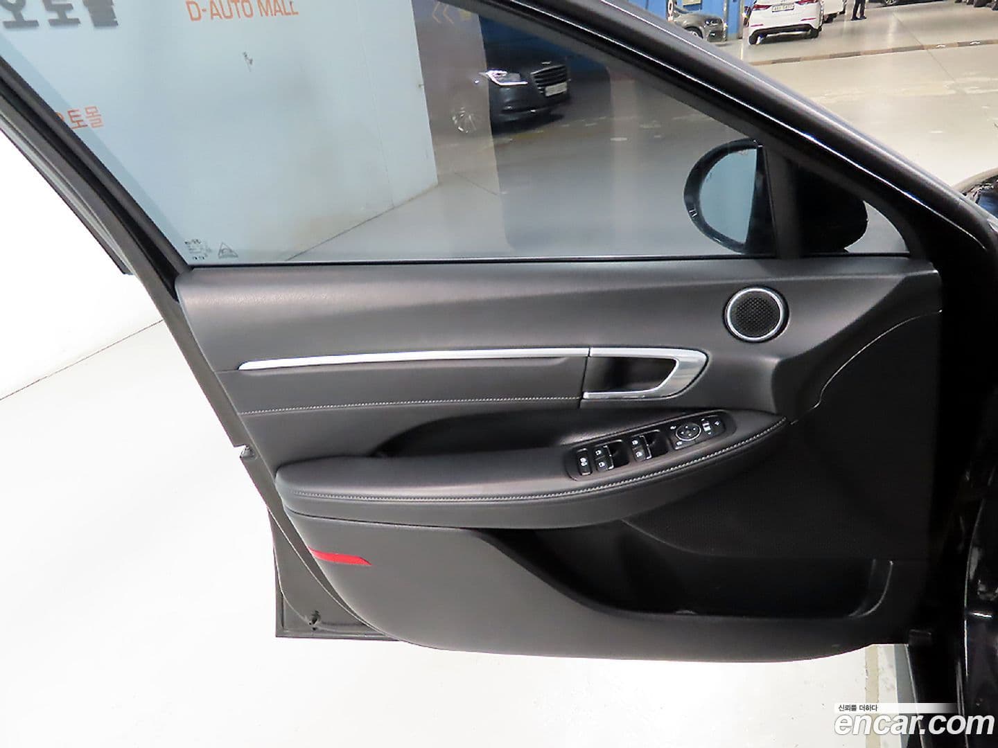 Main__Slider__Photo:Sonata Hyundai 2022.4-14