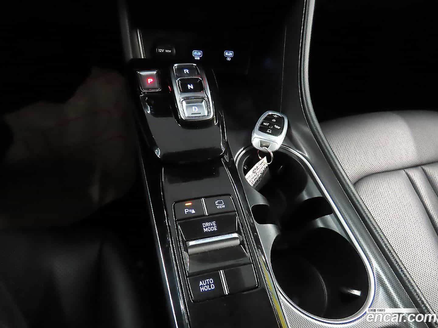 Sonata Hyundai 2022.1-INNER-009