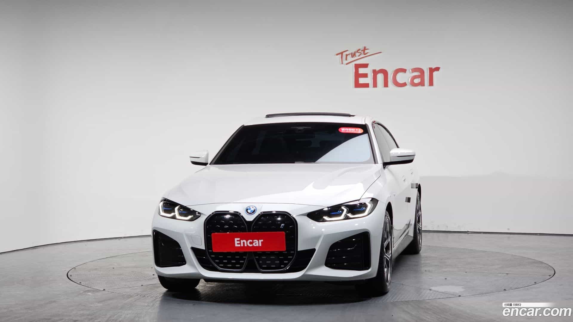 i4 BMW 2023.9-OUTER-003