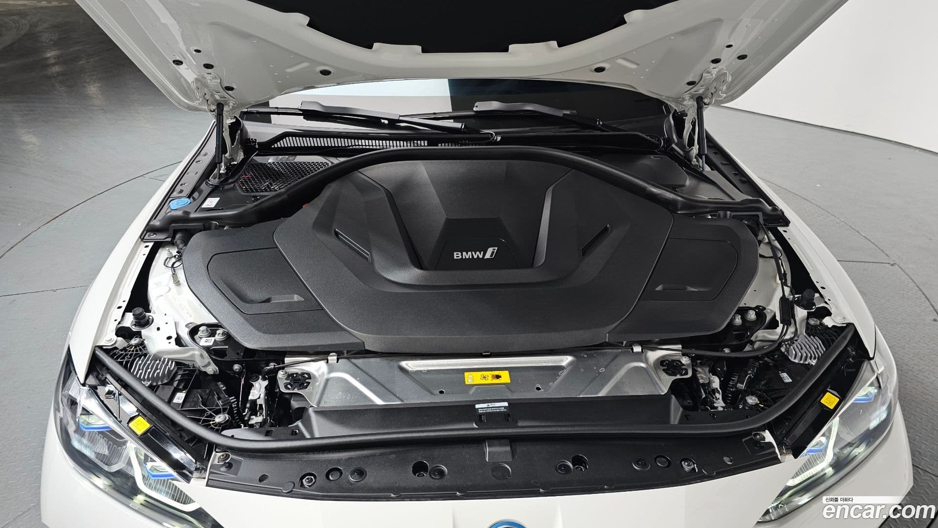 Main__Slider__Photo:i4 BMW 2023.9-5