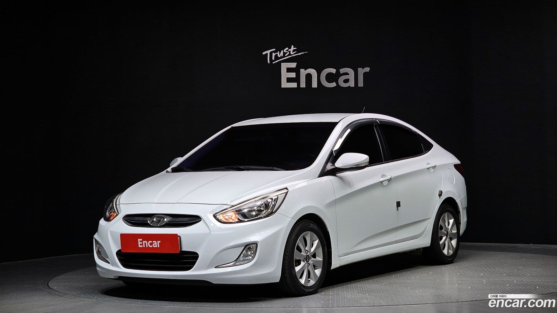 Main__Slider__Photo:Accent Hyundai 2015.9-0