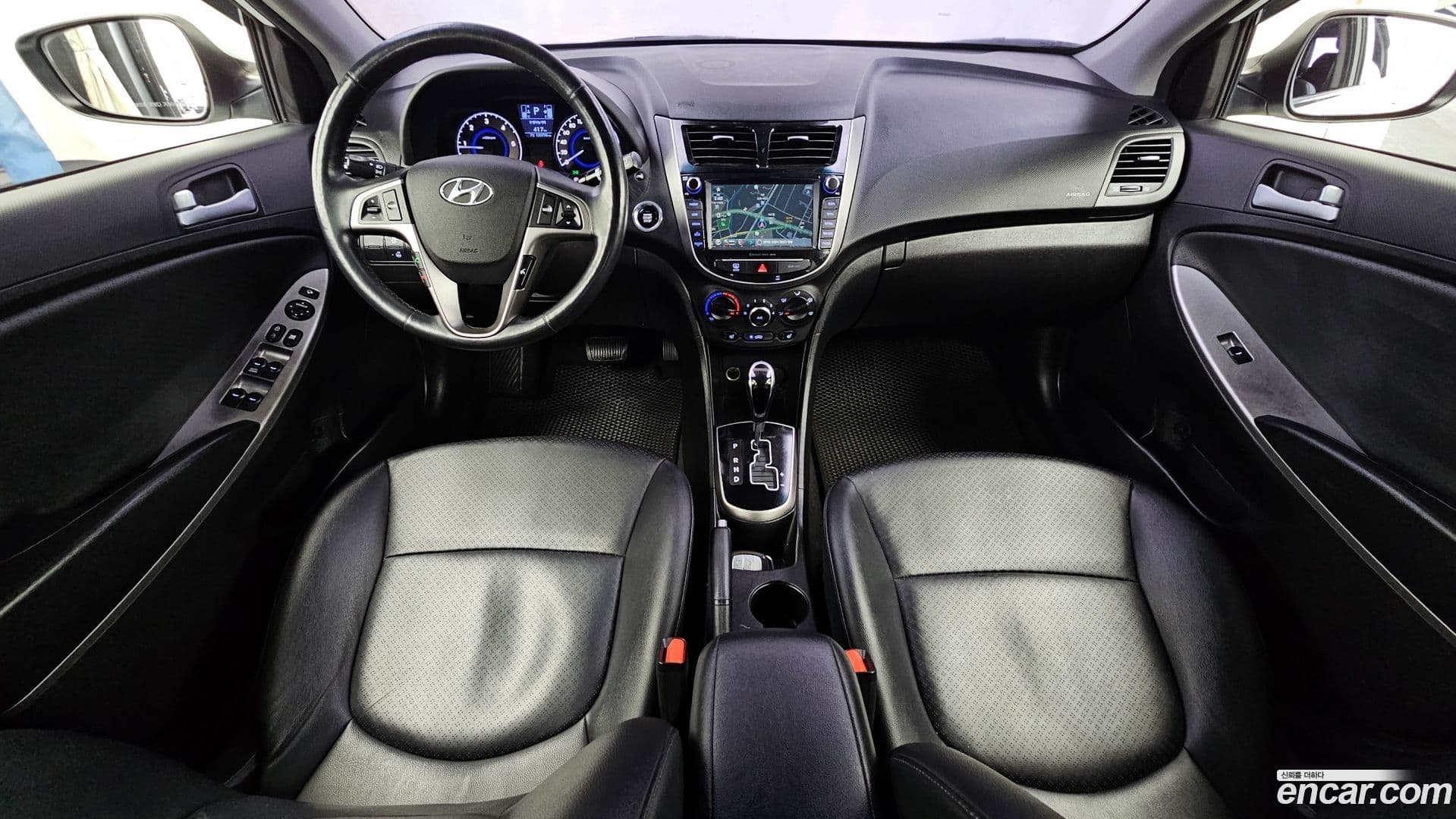Main__Slider__Photo:Accent Hyundai 2015.9-6