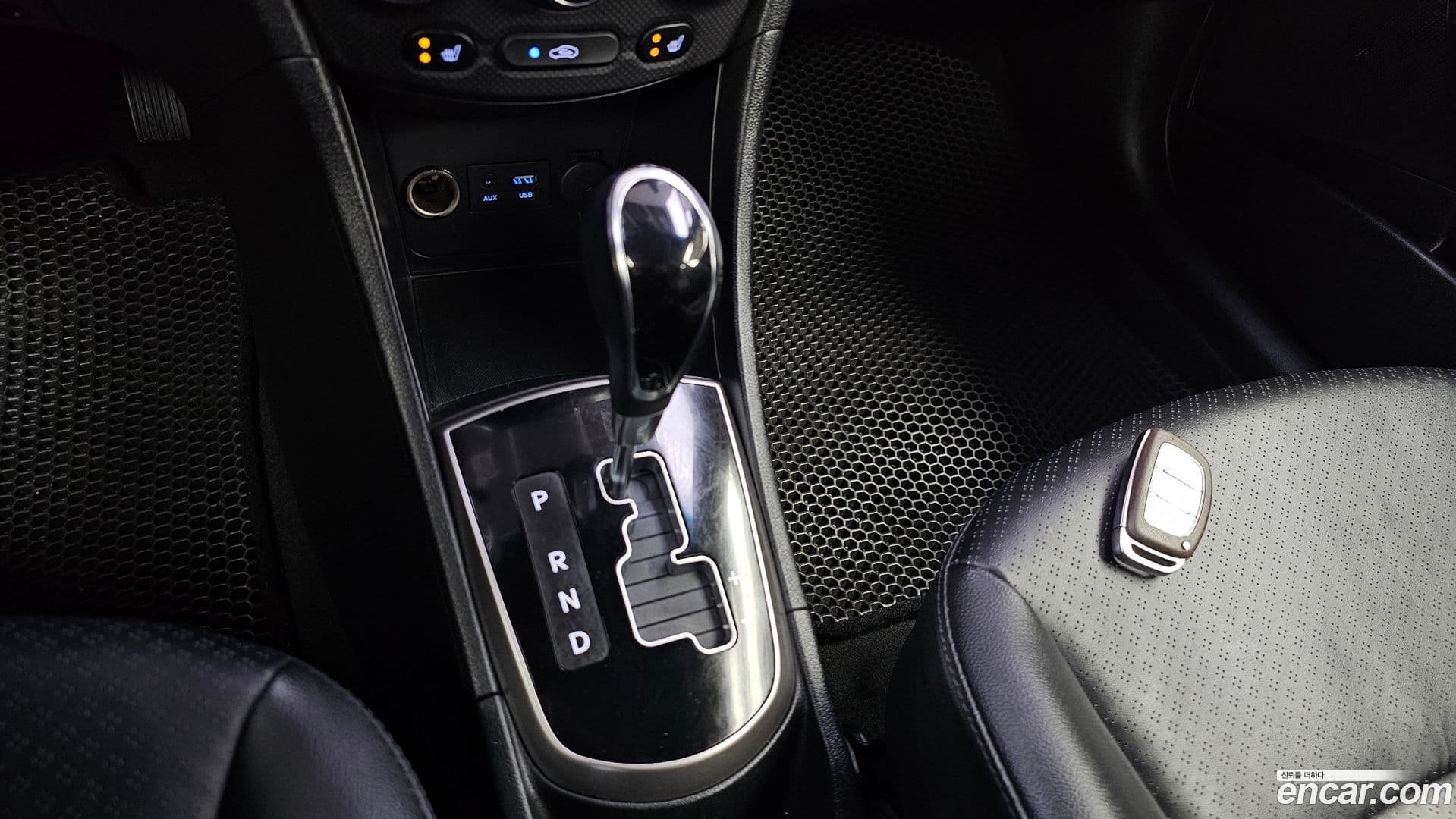 Main__Slider__Photo:Accent Hyundai 2015.9-8