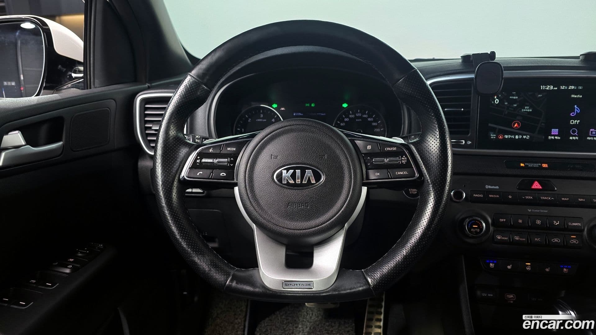 Main__Slider__Photo:Sportage Kia 2019.2-12