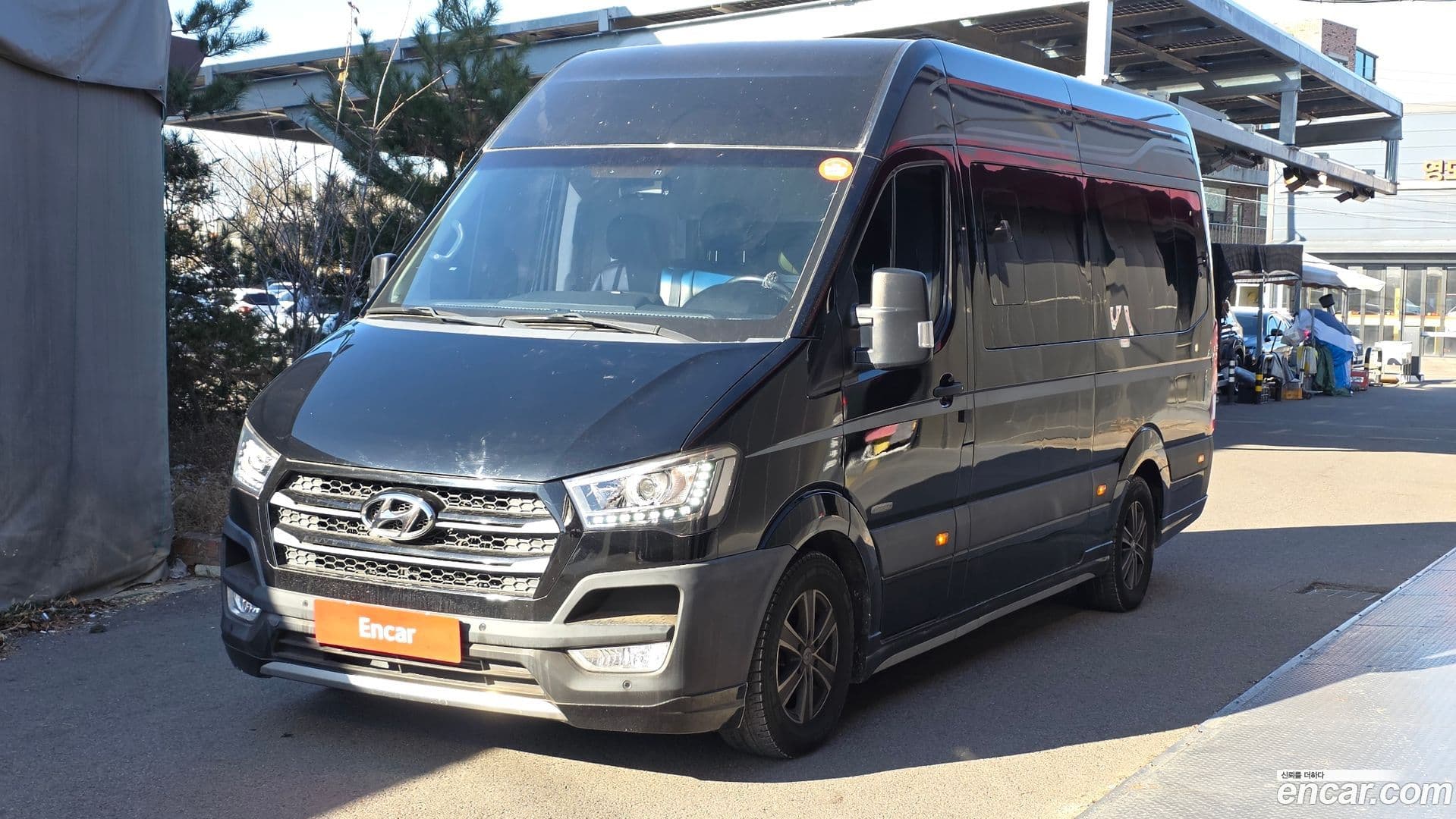 Main__Slider__Photo:Solati Hyundai 2017.10-0