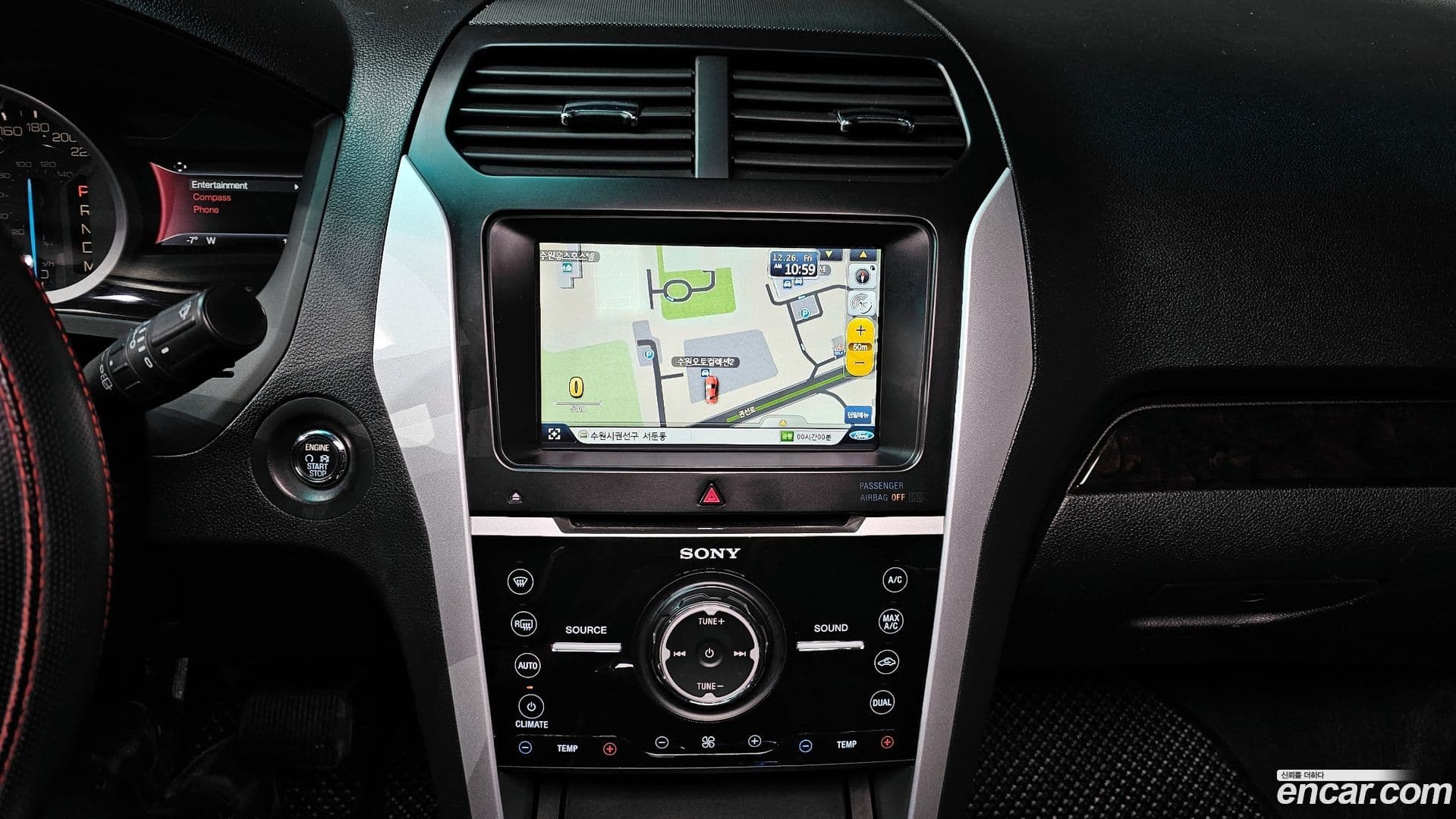 Main__Slider__Photo:Explorer Ford 2015.1-13