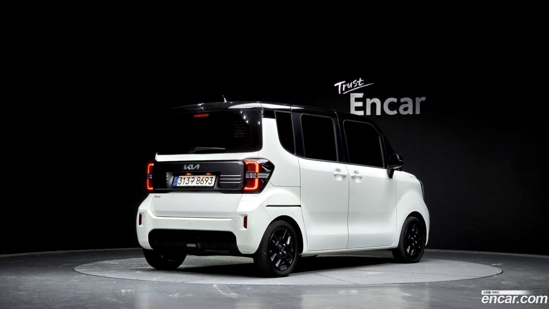 Main__Slider__Photo:RAY Kia 2023.3-1