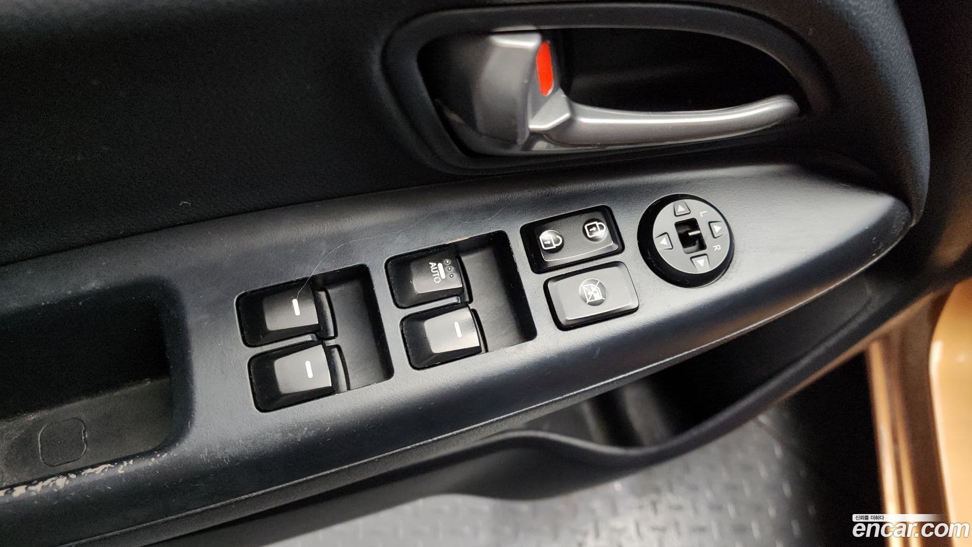 Main__Slider__Photo:pride Kia 2011.11-16