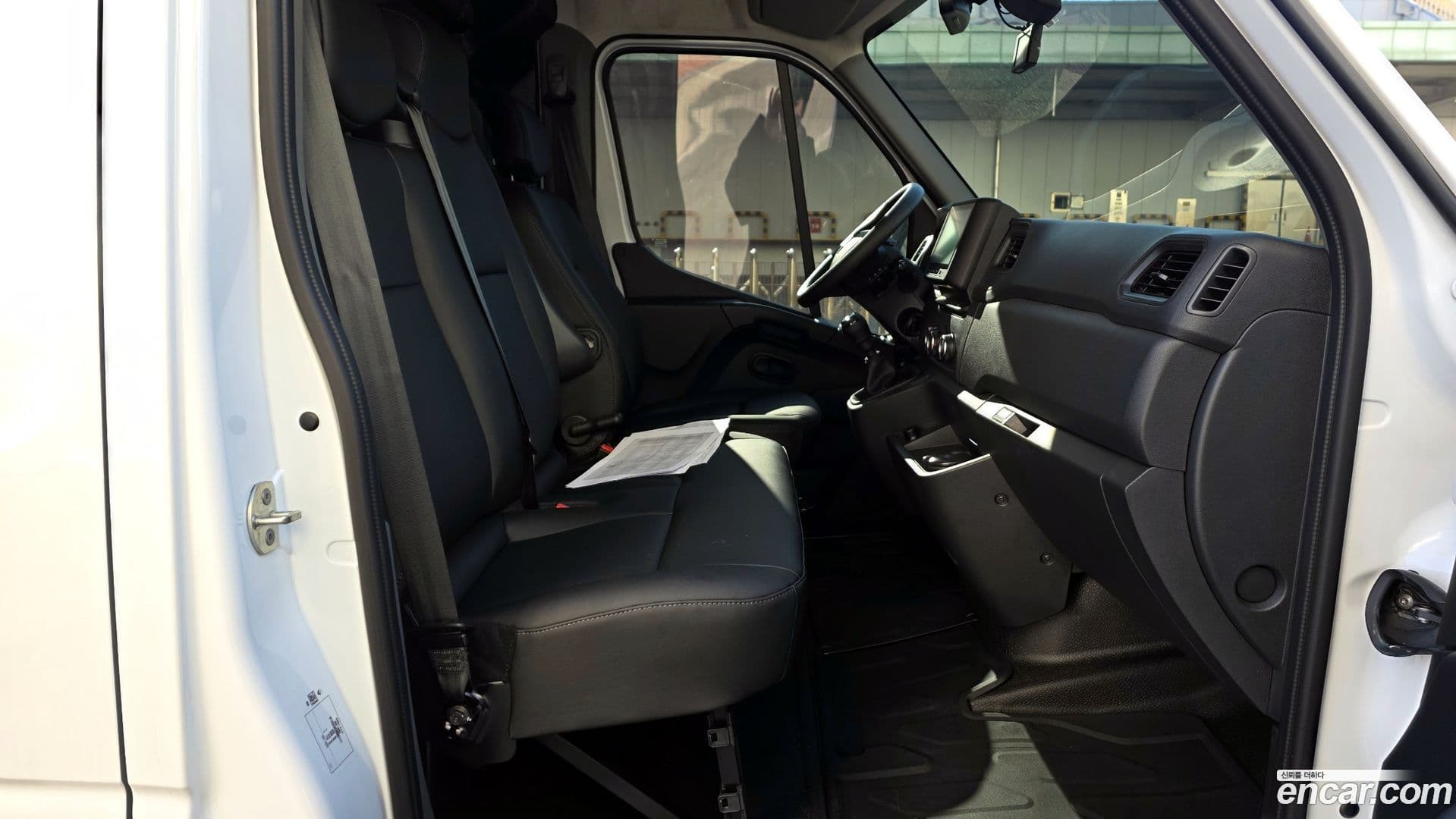 Main__Slider__Photo:Master Renault-KoreaSamsung 2024.11-10