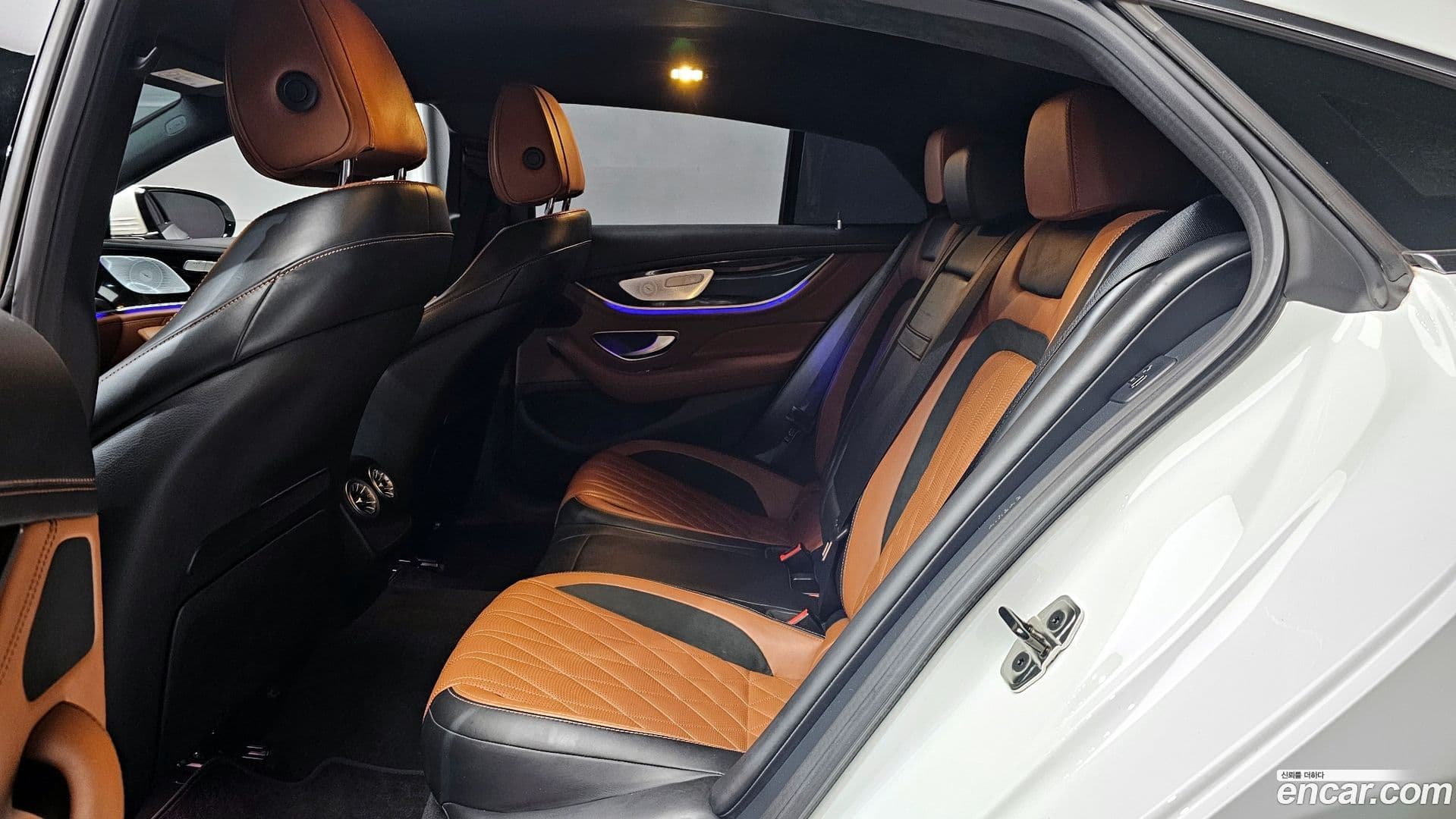 Main__Slider__Photo:AMG GT Mercedes-Benz 2020.9-12