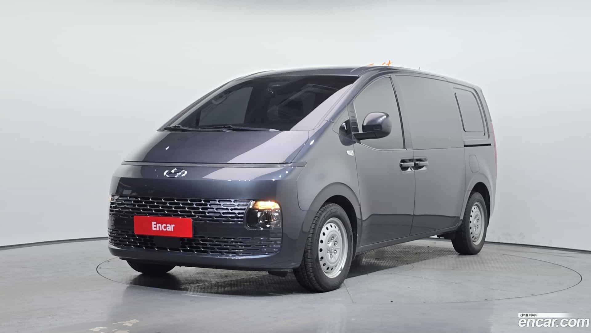 Staria Hyundai 2021.6-OUTER-001