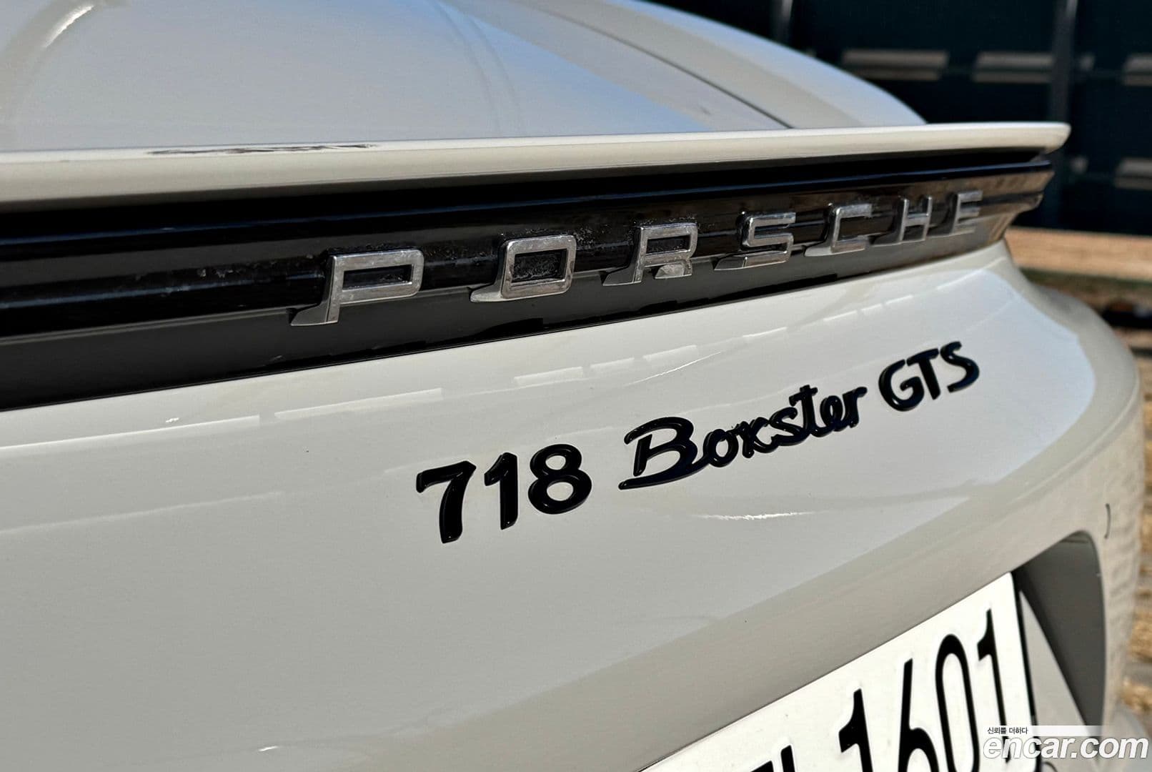 Main__Slider__Photo:718 Porsche 2023.3-8