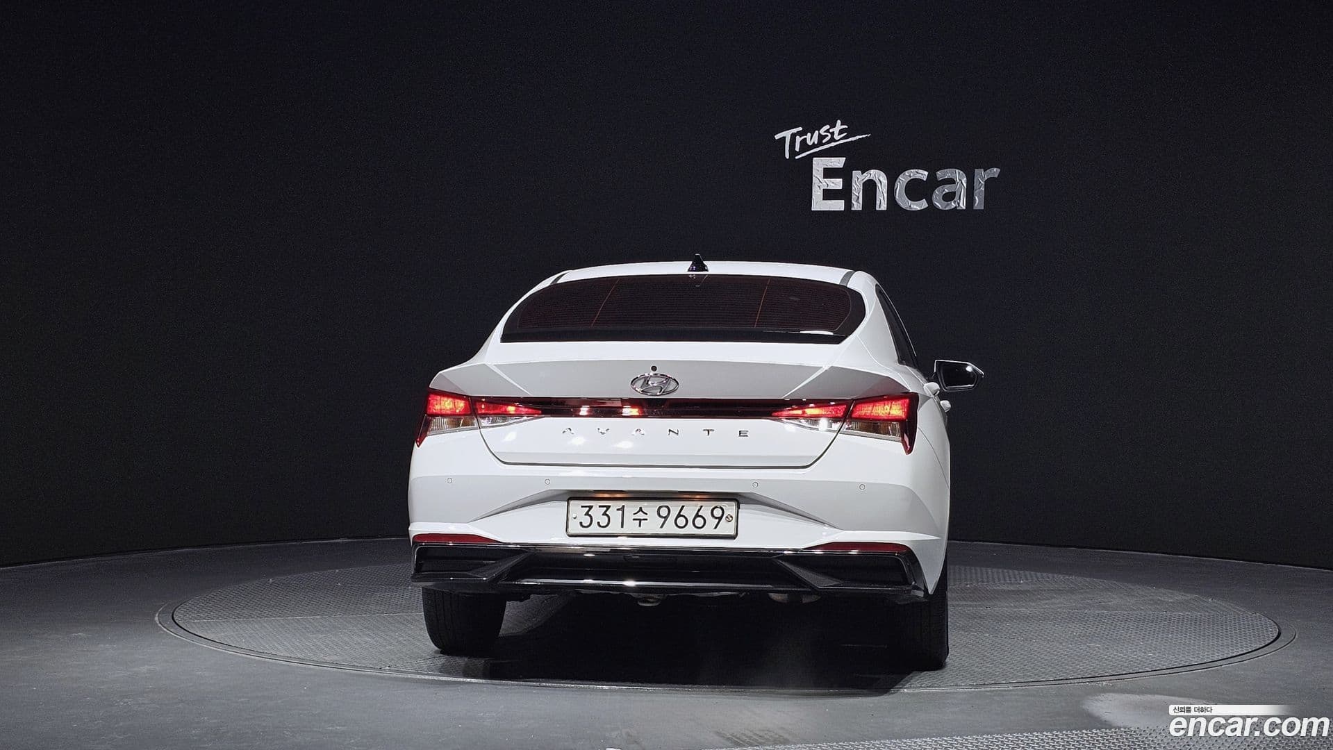 Main__Slider__Photo:AVANTE Hyundai 2020.3-3