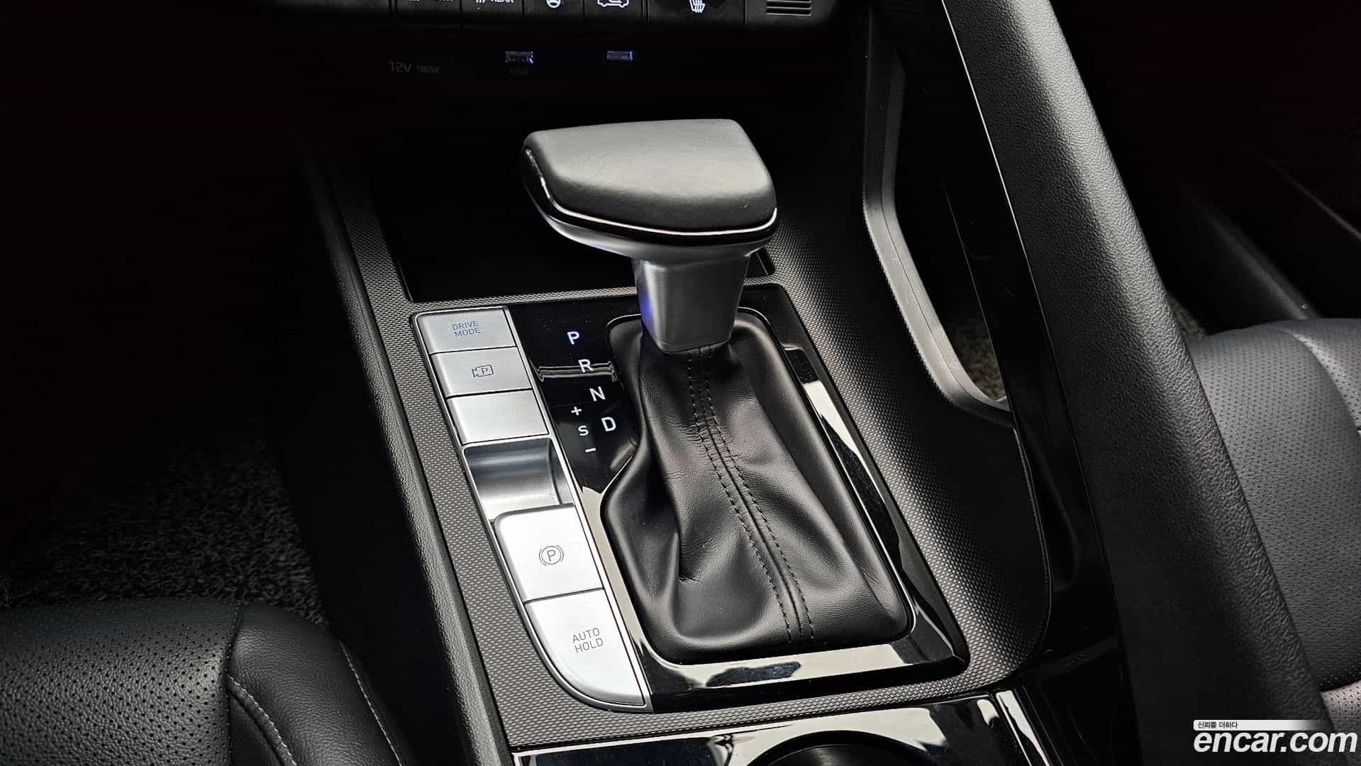 AVANTE Hyundai 2020.3-INNER-009