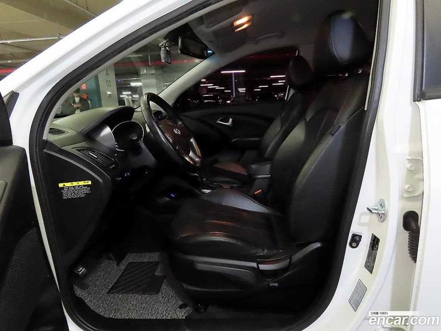 Tucson Hyundai 2014.10-INNER-006