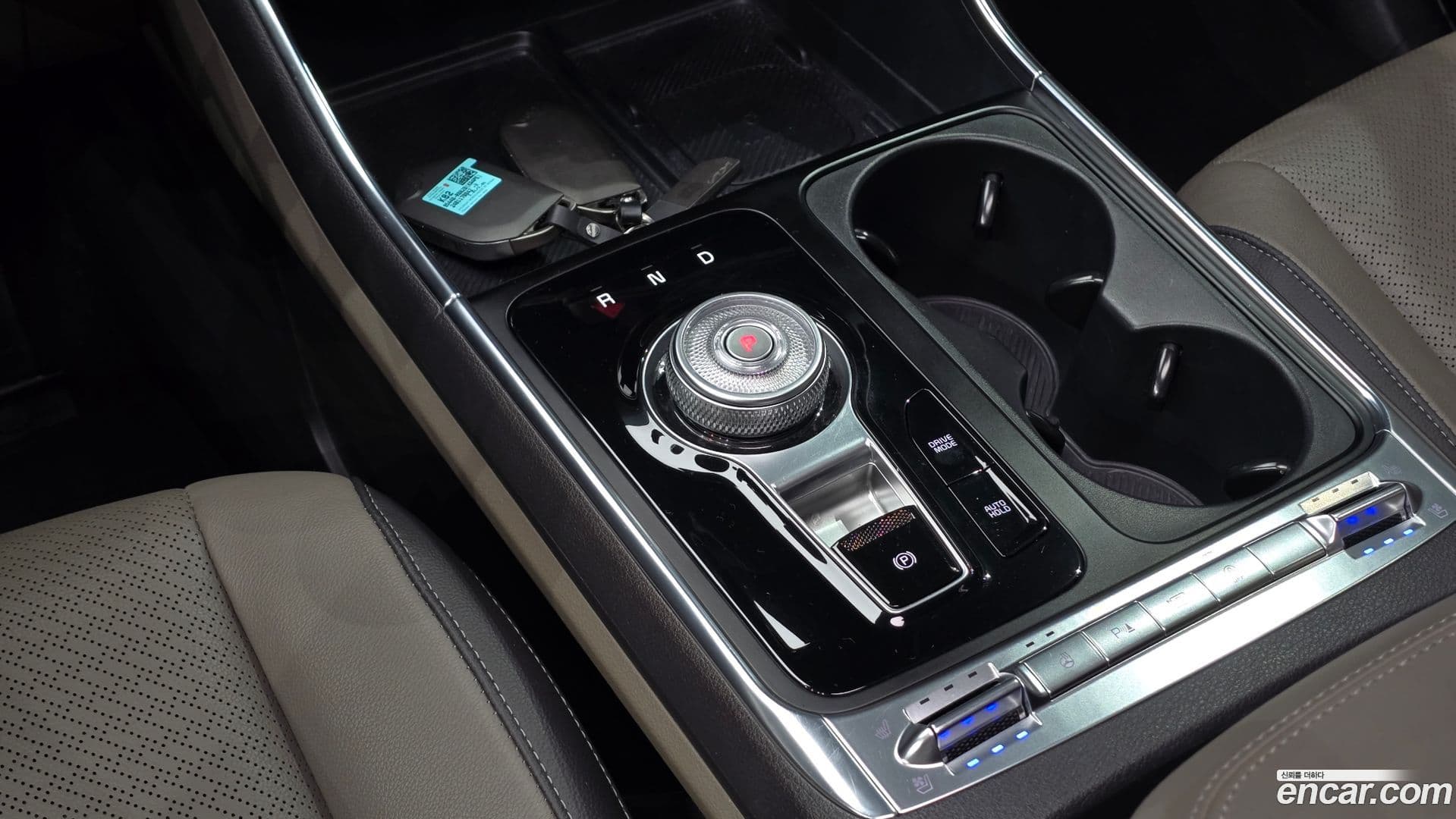 Main__Slider__Photo:Canival Kia 2024.1-8